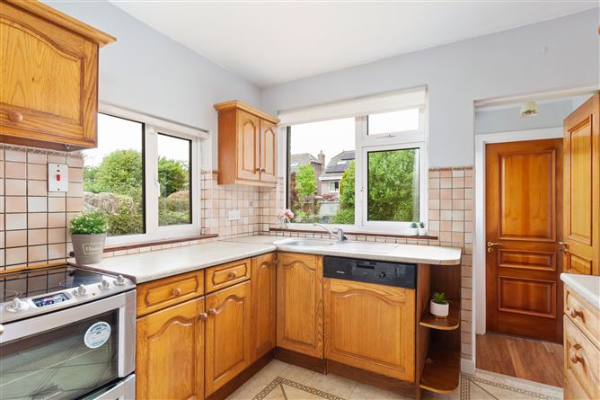 Nutgrove Park, 16, Clonskeagh, Dublin 14