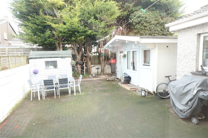 8 Sarto Lawn, Sutton, Dublin 13