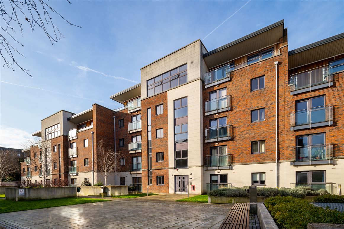 66/66A Hyde Square Apartment and Live/Work Unit, Kilmainham, Dublin 8