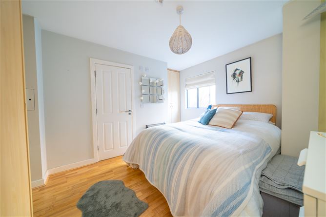 66/66A Hyde Square Apartment and Live/Work Unit, Kilmainham, Dublin 8