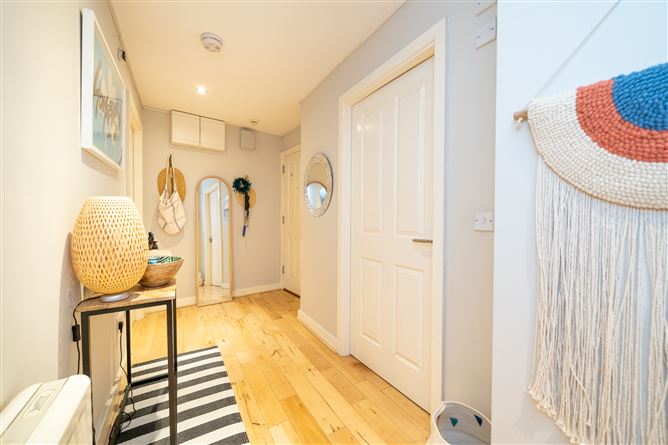 66/66A Hyde Square Apartment and Live/Work Unit, Kilmainham, Dublin 8