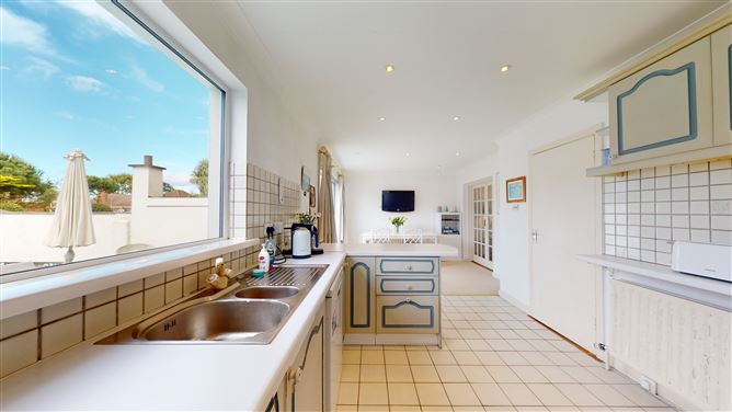 11 The Moorings, Malahide, County Dublin