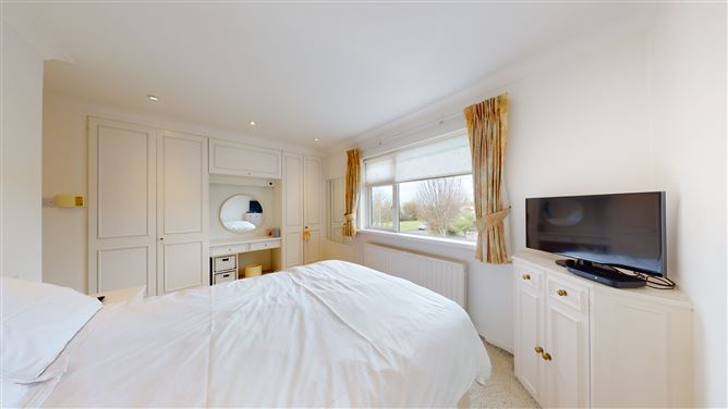 11 The Moorings, Malahide, County Dublin