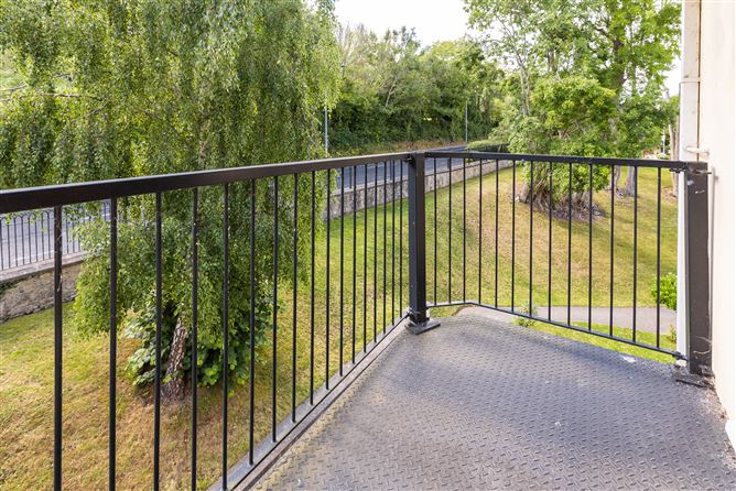 104 The Rectory, Stepaside, Dublin 18