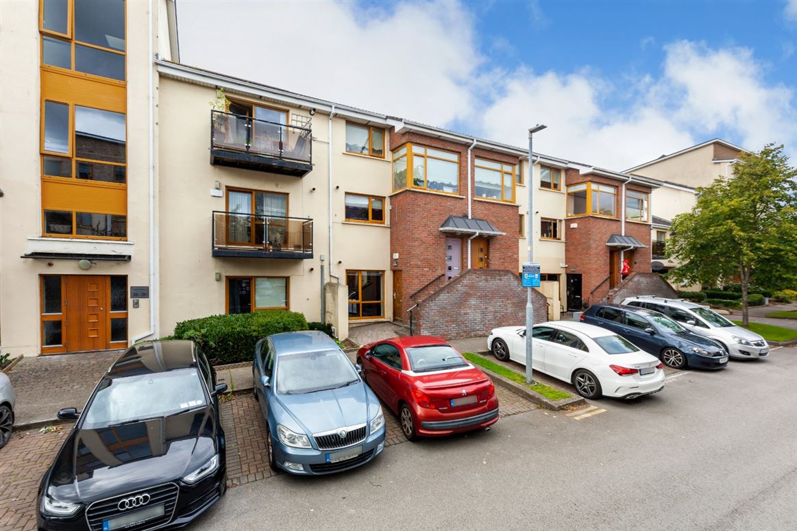 18 Hampton Wood Park, Finglas, Dublin 11 DNG Phibsboro 4728172