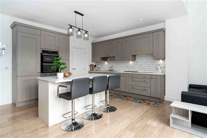 1 Dodderbrook View, Ballycullen, Dublin 24