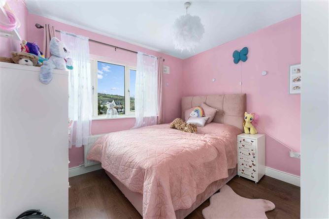 1 Dodderbrook View, Ballycullen, Dublin 24