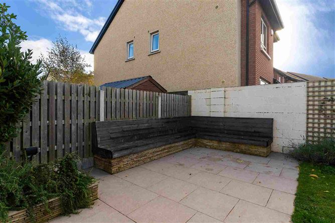 1 Dodderbrook View, Ballycullen, Dublin 24