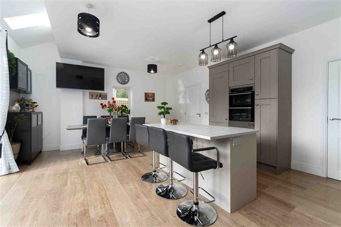 1 Dodderbrook View, Ballycullen, Dublin 24