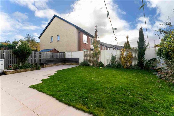 1 Dodderbrook View, Ballycullen, Dublin 24