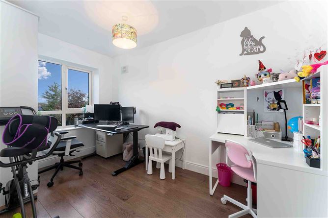 1 Dodderbrook View, Ballycullen, Dublin 24