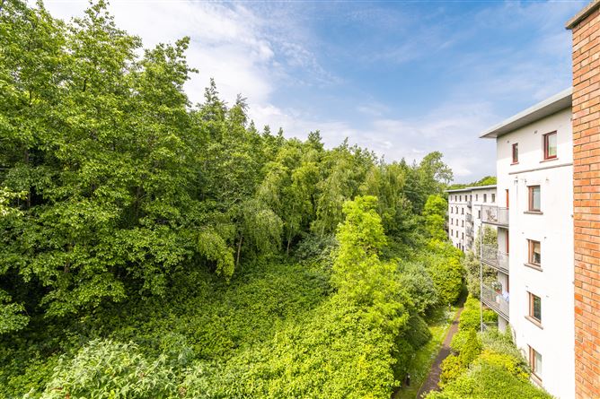 25 Grange House, Taylor's Hill, Rathfarnham, Dublin 16
