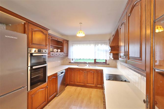 19 The Elms, Beaufort Place, Navan, Meath