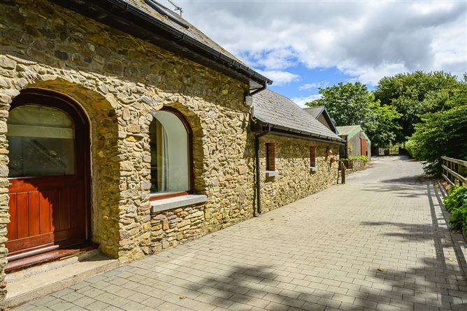 Photo 114 of 161 — Stonehill Stud Farm, Ballinvarosig, Carrigaline, Cork