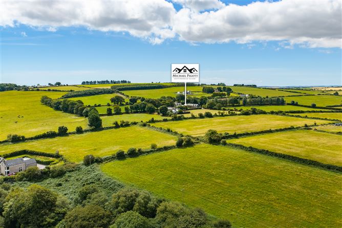 Photo 155 of 161 — Stonehill Stud Farm, Ballinvarosig, Carrigaline, Cork