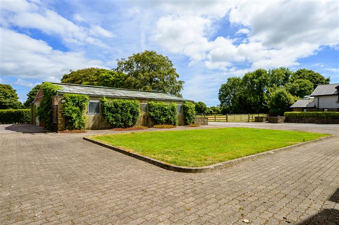 Photo 112 of 161 — Stonehill Stud Farm, Ballinvarosig, Carrigaline, Cork