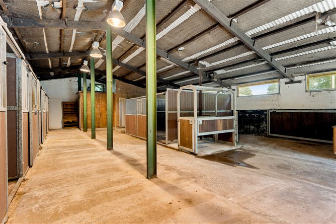 Photo 92 of 161 — Stonehill Stud Farm, Ballinvarosig, Carrigaline, Cork