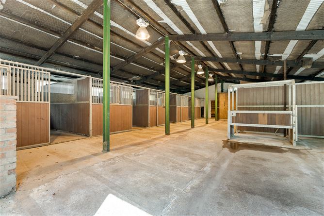 Photo 91 of 161 — Stonehill Stud Farm, Ballinvarosig, Carrigaline, Cork