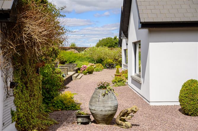 Photo 75 of 161 — Stonehill Stud Farm, Ballinvarosig, Carrigaline, Cork