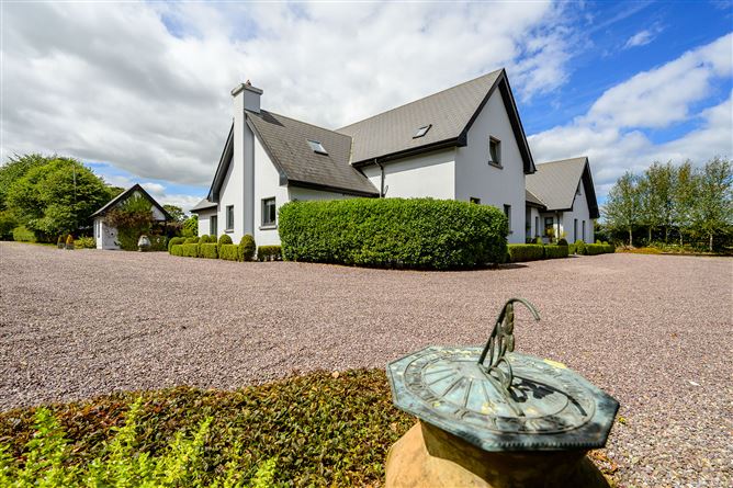 Photo 71 of 161 — Stonehill Stud Farm, Ballinvarosig, Carrigaline, Cork