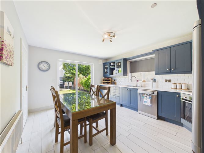 53 Inis Clair, Kildysart Road, Clarecastle, Co. Clare