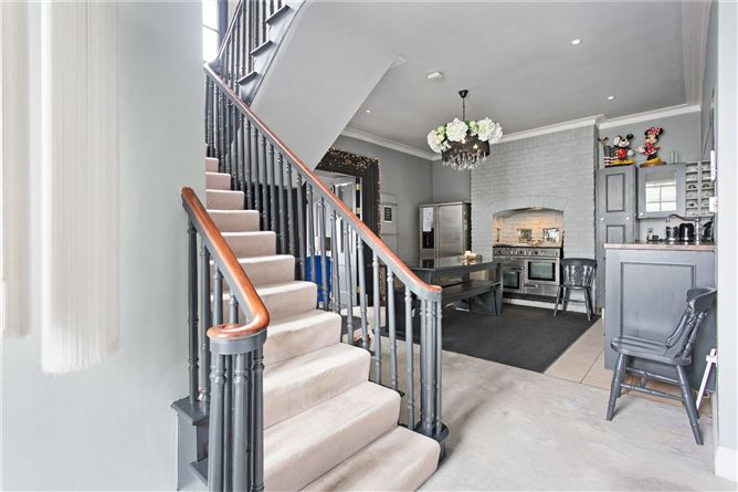 18 Castle Avenue, Clontarf, Dublin 3