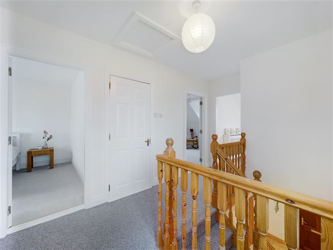 15 Abbot Crescent, Holycross, Thurles, Co. Tipperary
