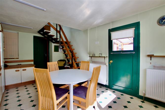 Villasaeta, Coosan Point Road, Athlone, Co. Westmeath