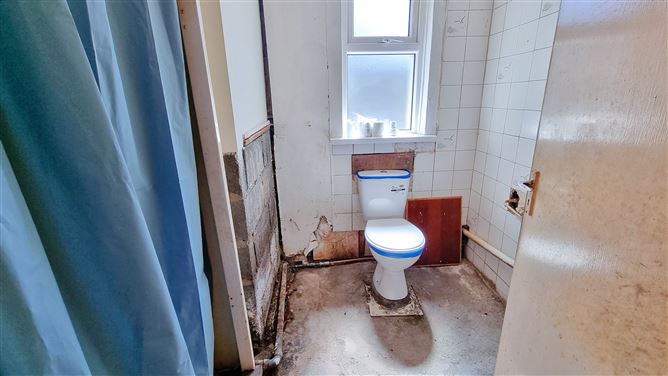 Photo 19 of 24 — 52 Rafters Road, Drimnagh, Dublin 12