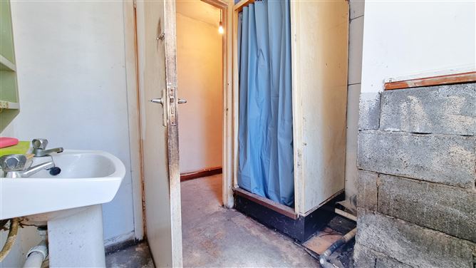 Photo 18 of 24 — 52 Rafters Road, Drimnagh, Dublin 12