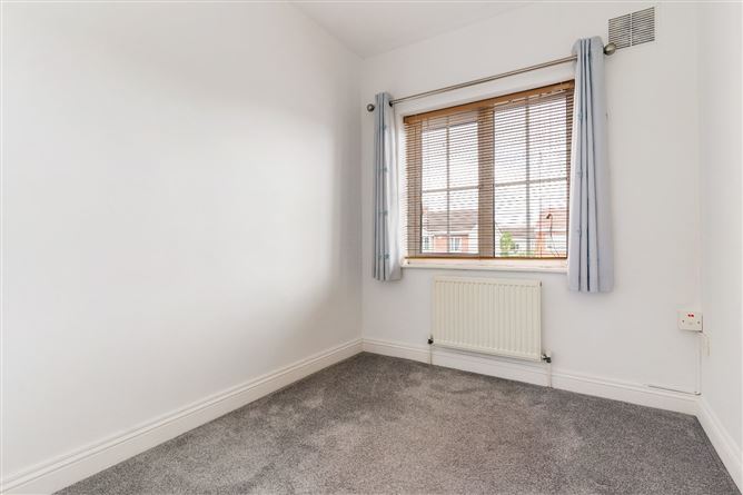 69 Springvale, Edmondstown Road, Rathfarnham, Dublin 16