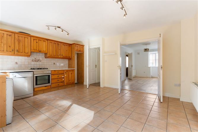 69 Springvale, Edmondstown Road, Rathfarnham, Dublin 16