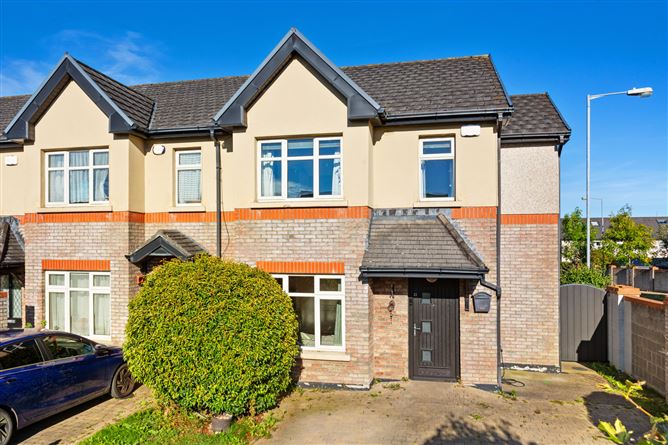 21 The Drive, Newtown Hall, Maynooth, Co. Kildare