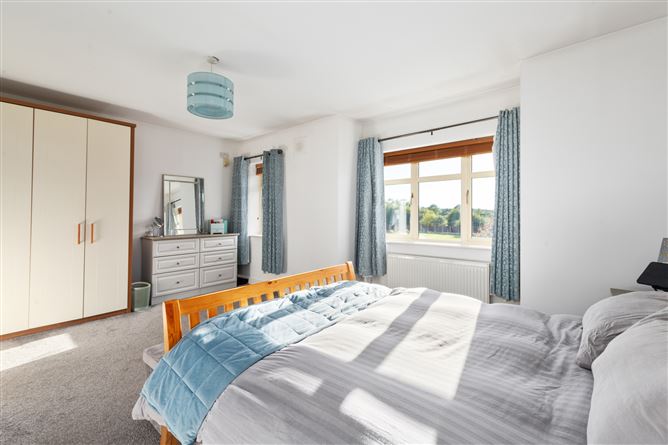 21 The Drive, Newtown Hall, Maynooth, Co. Kildare