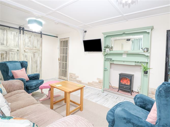 White Rabbit, Cross Lane,Eccles-on-Sea, Norfolk, United Kingdom
