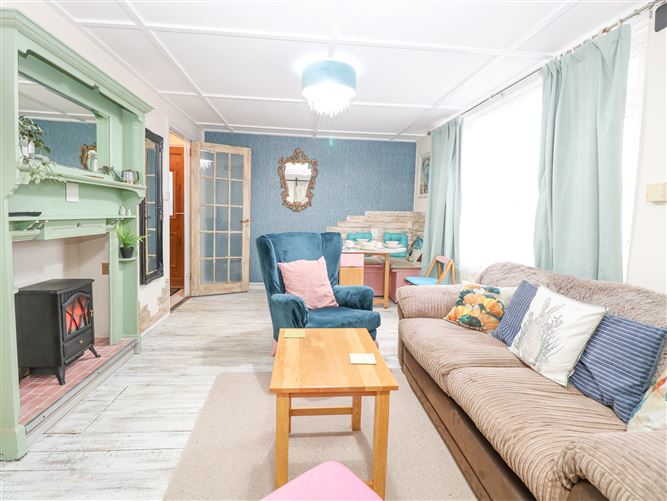 White Rabbit, Cross Lane,Eccles-on-Sea, Norfolk, United Kingdom