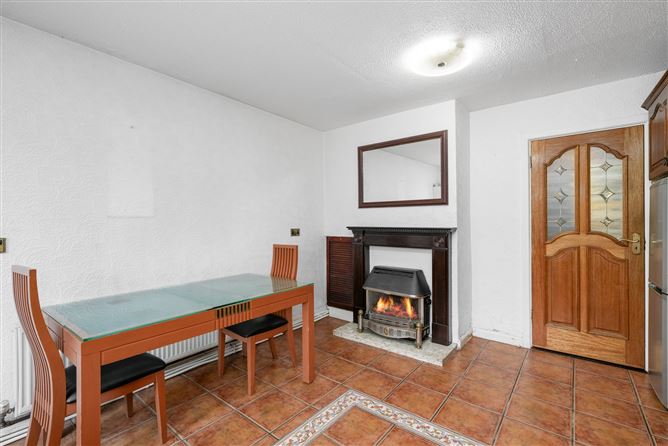18 Lower Clanbrassil Street, Dublin 8