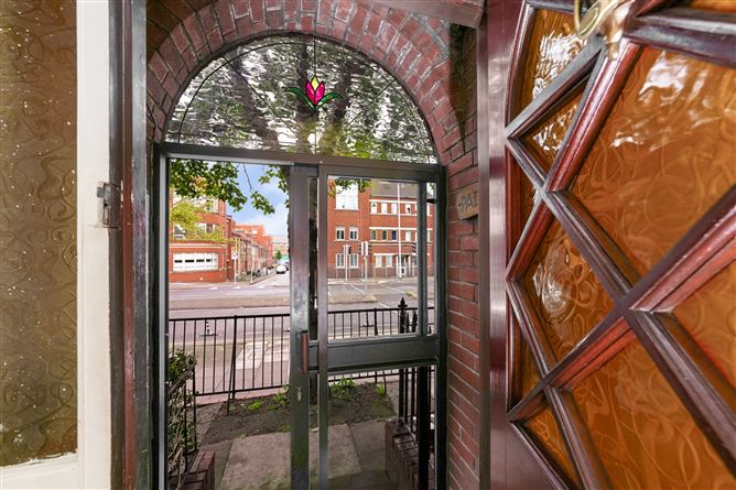 18 Lower Clanbrassil Street, Dublin 8