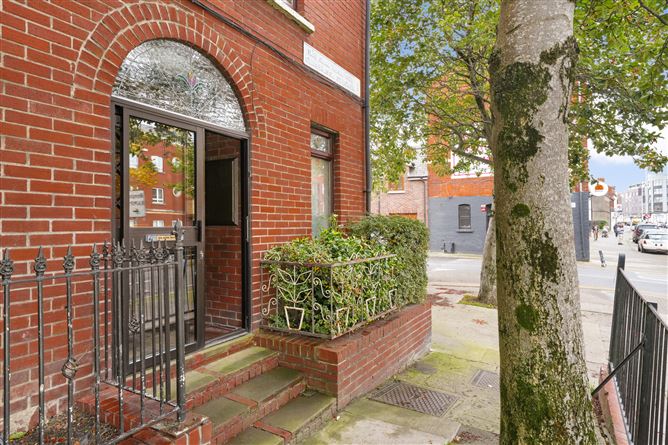 18 Lower Clanbrassil Street, Dublin 8