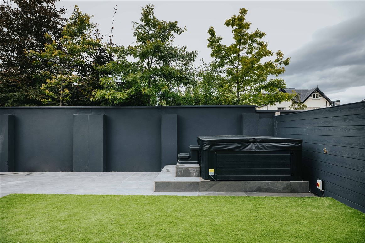 5 Revington Gardens , North Circular Road, Limerick