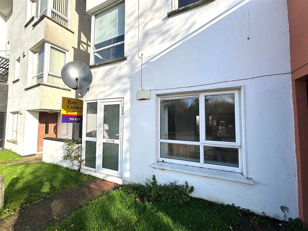 Castlecurragh Heath, Blanchardstown, Dublin 15