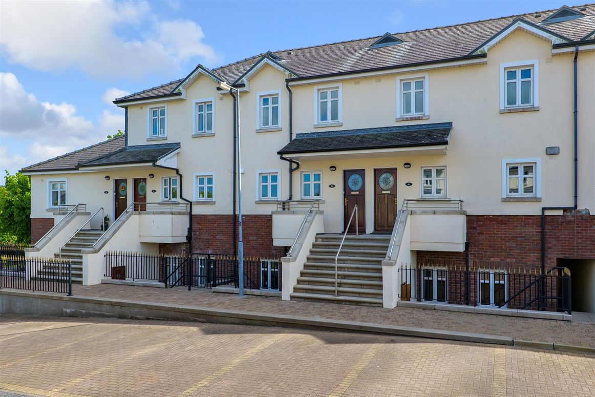 166 Dun na Carraige, Salthill, Galway