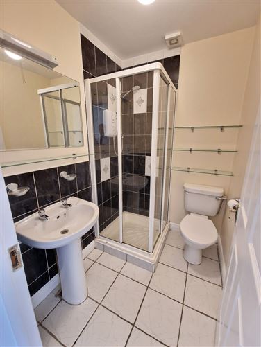 Photo 11 of 17 — 24 Cathedral Court, Ennis, Co. Clare