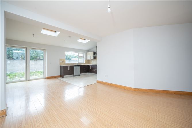 33a Tymon Crescent, Old Bawn, Dublin 24, Tallaght