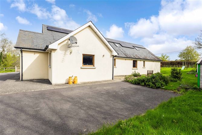 An Tigh Buí, Balgeeth, Ardcath, Co. Meath