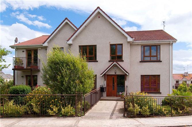 16 Convent Court,Delgany,Co. Wicklow