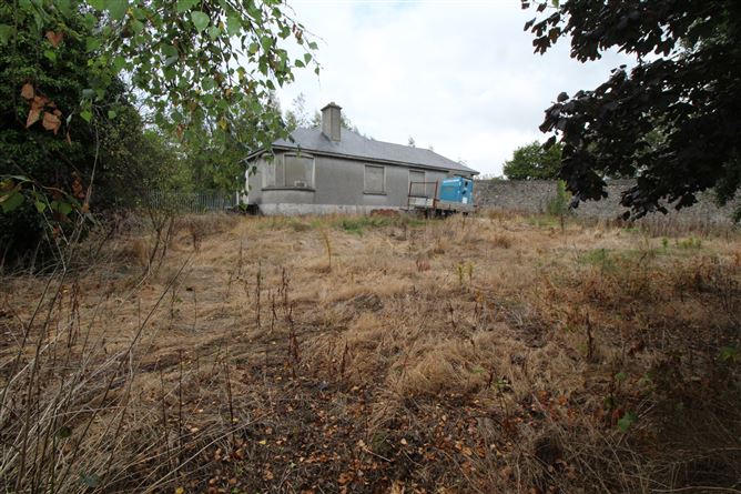 Auburn, Dublin Rd., , Athlone East, Westmeath