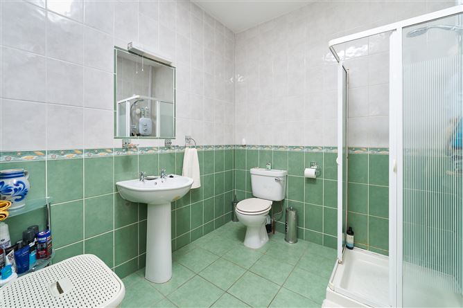 19 Aisling Court, Killucan, Westmeath