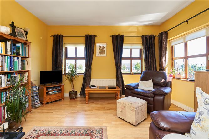 19 Aisling Court, Killucan, Westmeath