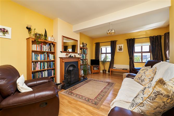 19 Aisling Court, Killucan, Westmeath